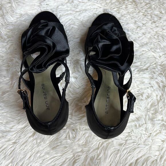 Ann Marino Honey Bun Black Satin Ruffle Heels Size 8.5 New - Picture 4 of 8